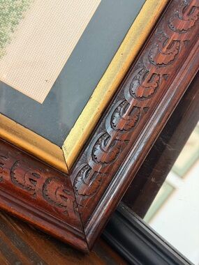 Vintage Carved Wood | Gold Gilt Frame. 1940’s | Heritage | Heirloom 15x19